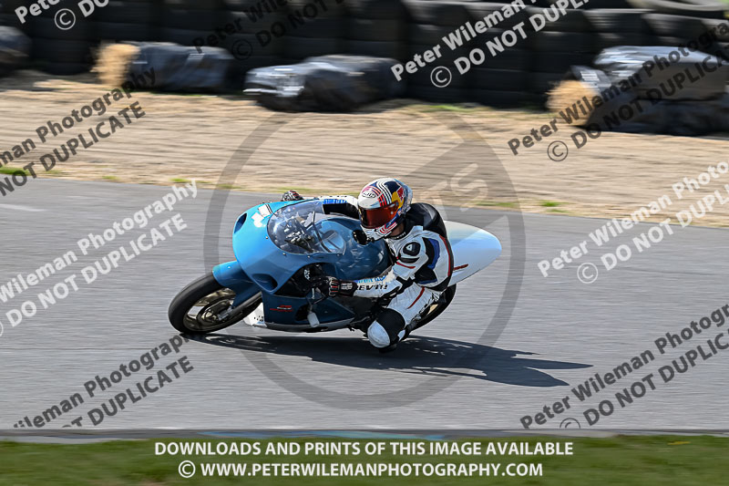 enduro digital images;event digital images;eventdigitalimages;lydden hill;lydden no limits trackday;lydden photographs;lydden trackday photographs;no limits trackdays;peter wileman photography;racing digital images;trackday digital images;trackday photos